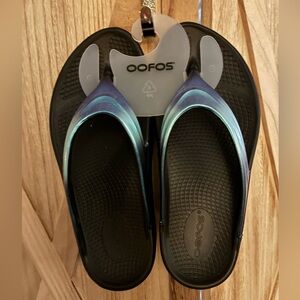 🩵OOFOS Sandals🩵